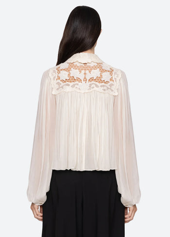 Daphne Lace L/SLV Top