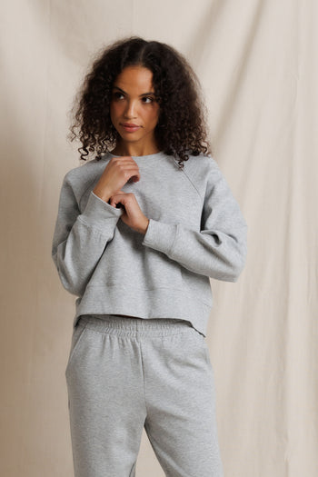 Nell - Travel Crew Neck Sweatshirt - Heather Grey