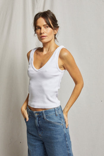 Maria - V Neck Blondie - White