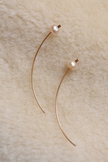 Single-Stem Pearl 14K Gold Threader Earrings