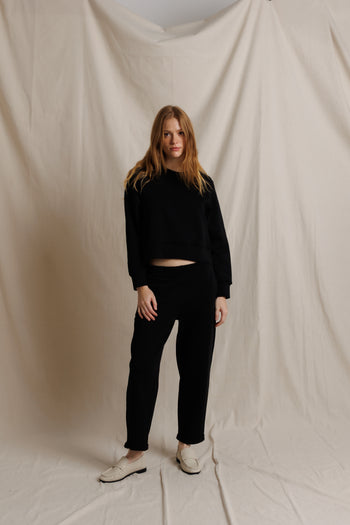 Nell - Travel Crew Neck Sweatshirt - True Black